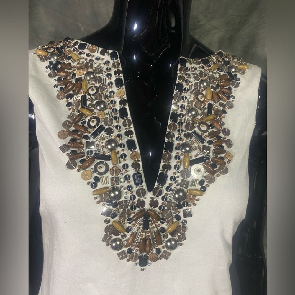 Maggy London embellished dress 2-4